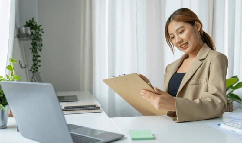 International trade guarantees supported by trusted banking institutions